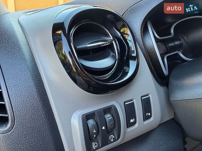 Мінівен Renault Trafic 2017 в Львові