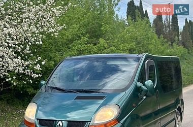 Мінівен Renault Trafic 2005 в Шумську