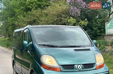 Мінівен Renault Trafic 2005 в Шумську