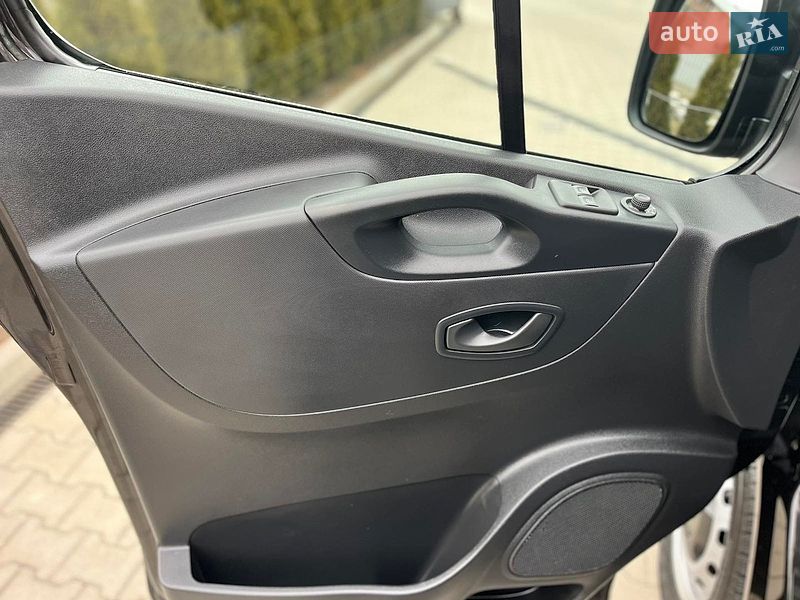 Минивэн Renault Trafic 2020 в Черновцах