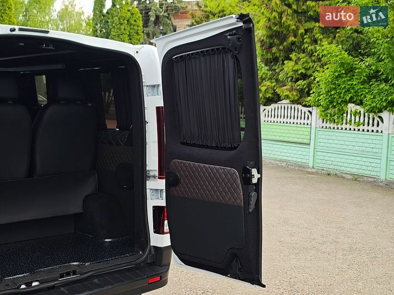 Минивэн Renault Trafic 2022 в Дубно