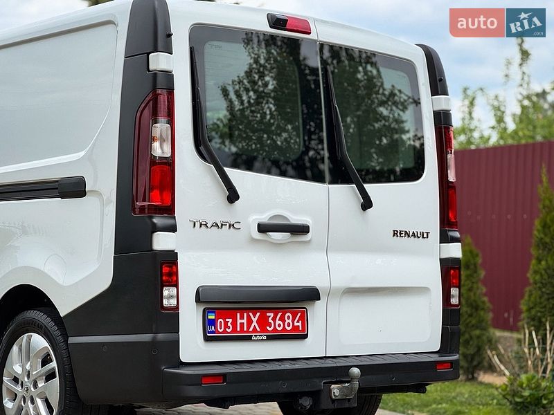 Вантажний фургон Renault Trafic 2023 в Дрогобичі