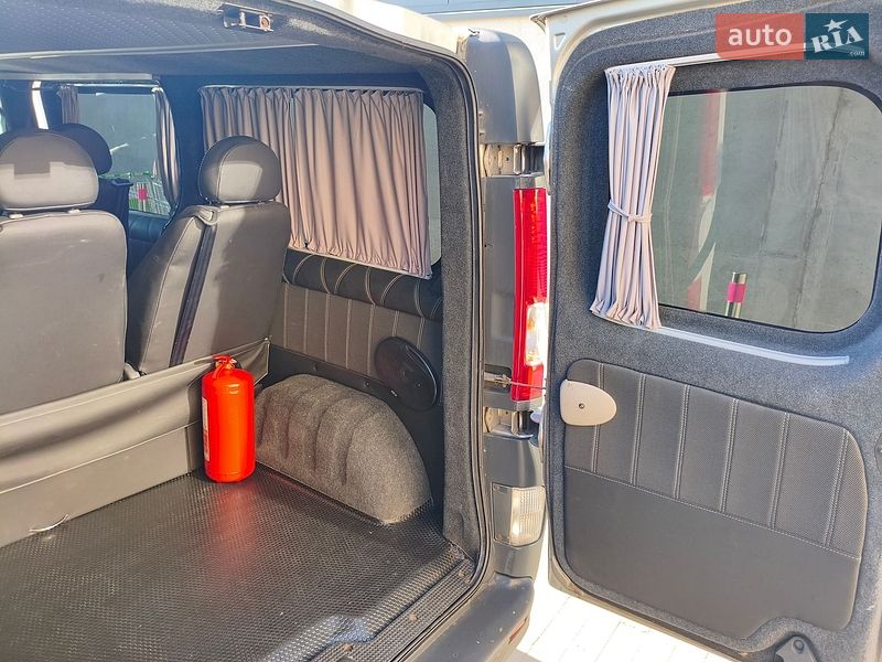 Мінівен Renault Trafic 2008 в Києві фото 11 Мінівен Renault Trafic 2008 в Києві