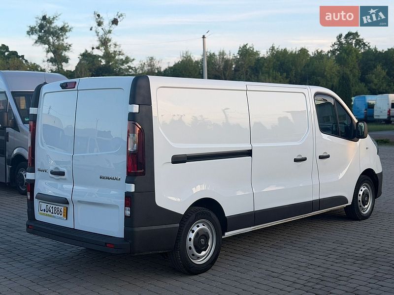 Вантажний фургон Renault Trafic 2021 в Старокостянтинові