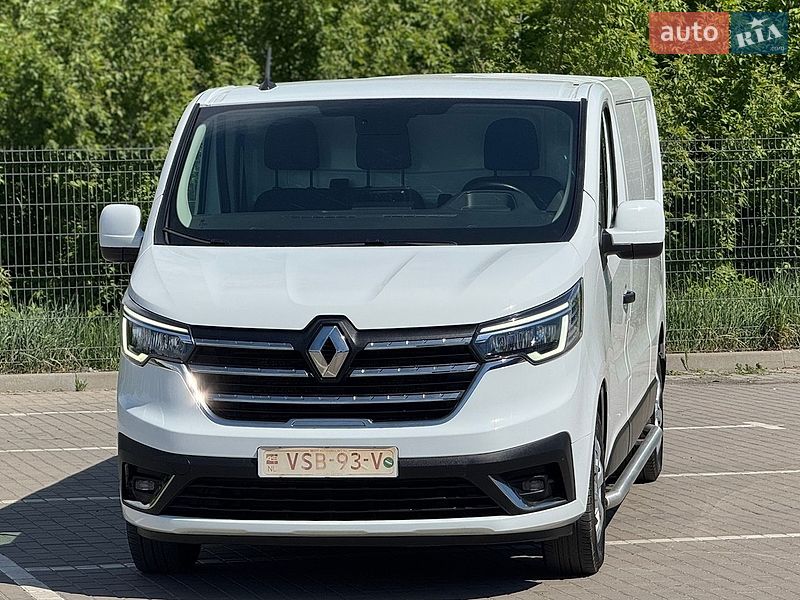 Вантажний фургон Renault Trafic 2022 в Дубні