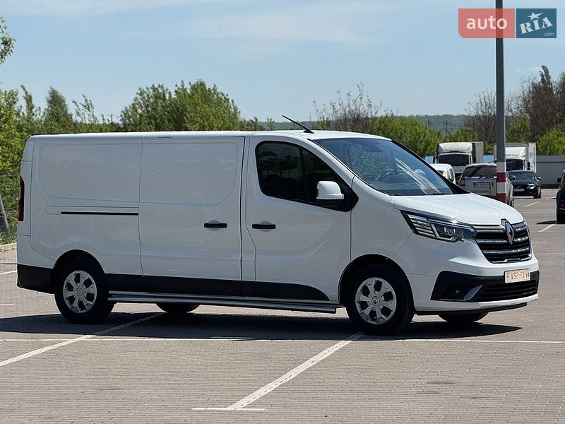 Вантажний фургон Renault Trafic 2022 в Дубні