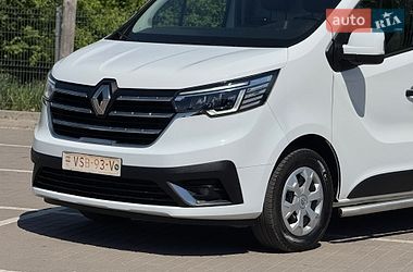 Вантажний фургон Renault Trafic 2022 в Дубні