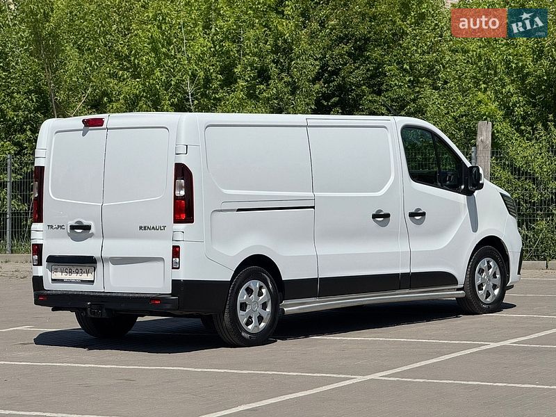 Вантажний фургон Renault Trafic 2022 в Дубні