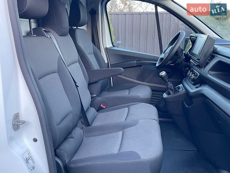 Грузовой фургон Renault Trafic 2024 в Коростене фото 10 Грузовой фургон Renault Trafic 2024 в Коростене
