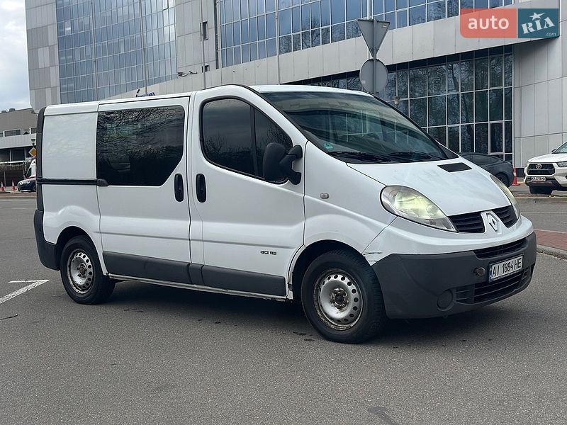 Грузовой фургон Renault Trafic 2014 в Киеве