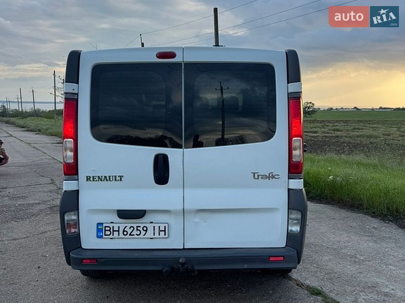 Минивэн Renault Trafic 2008 в Овидиополе