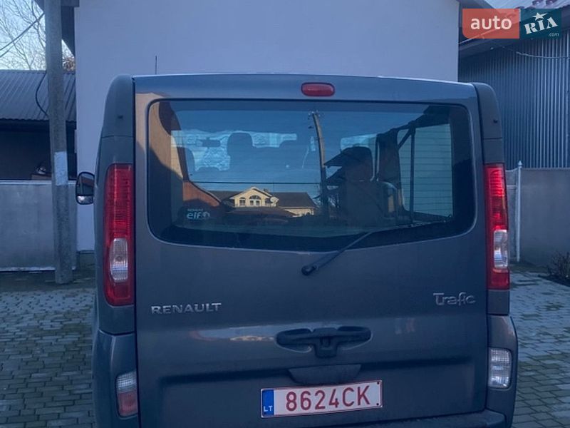 Минивэн Renault Trafic 2011 в Черновцах