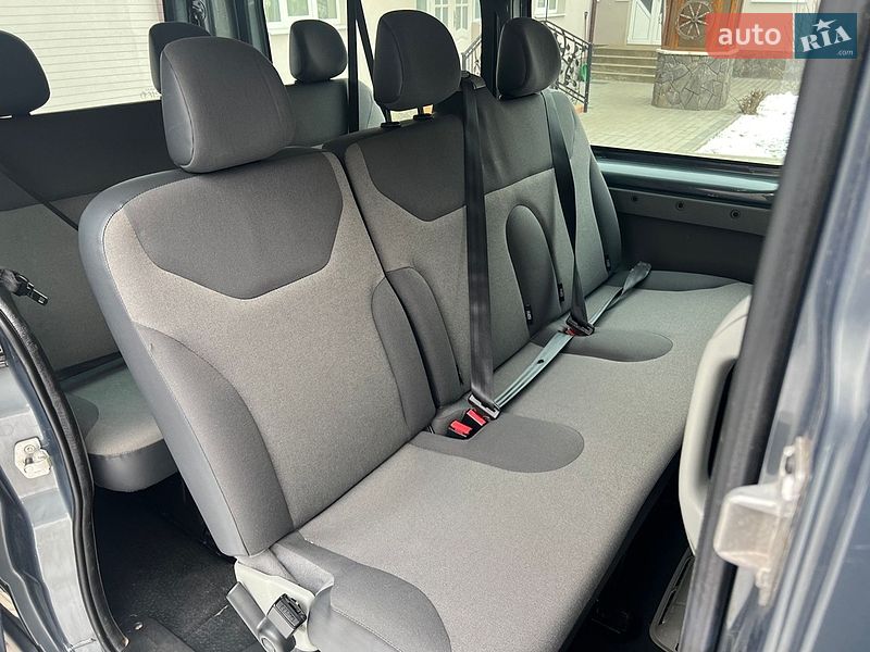 Минивэн Renault Trafic 2011 в Черновцах
