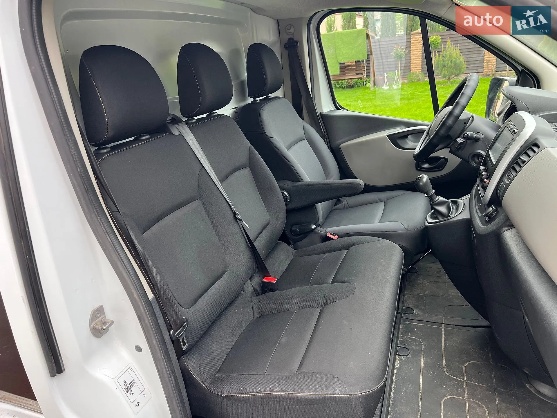 Renault Trafic 2018 VIN VF1FL000561283207 фото оголошення 30 з 45
