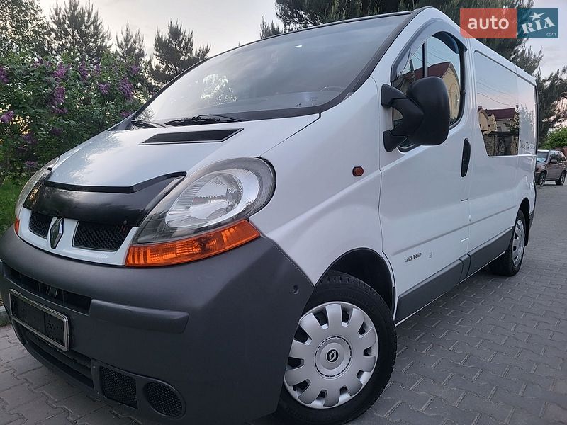 Минивэн Renault Trafic 2006 в Хмельницком Минивэн Renault Trafic 2006 в Хмельницком