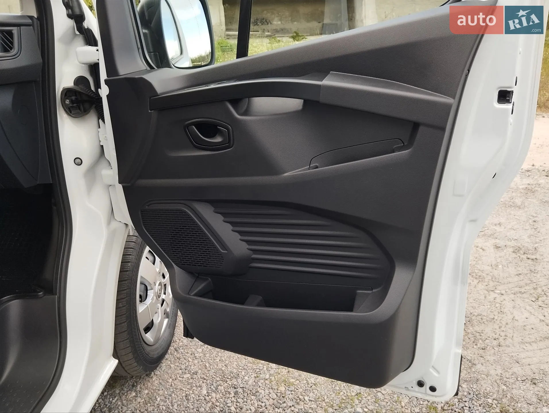 2021 Renault Trafic - мініатюра 10