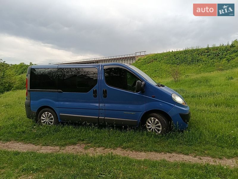 Мінівен Renault Trafic 2006 в Смілі