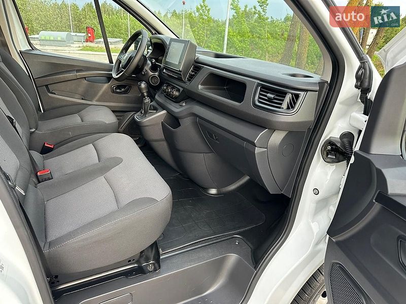 Грузовой фургон Renault Trafic 2022 в Киеве
