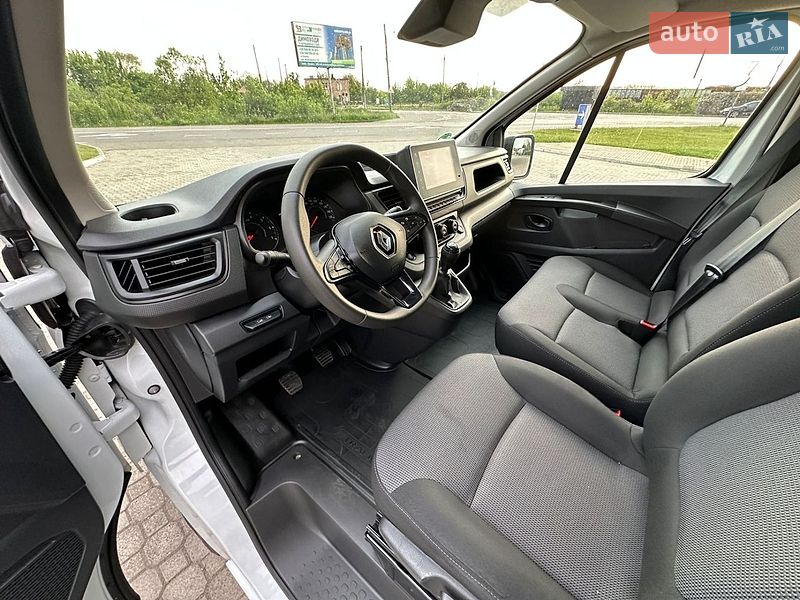 Грузовой фургон Renault Trafic 2022 в Киеве
