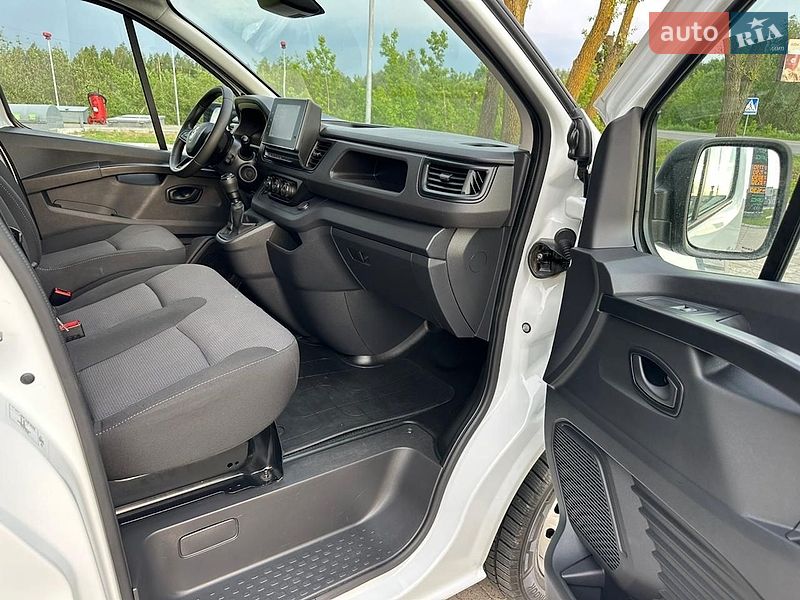 Грузовой фургон Renault Trafic 2022 в Киеве