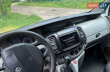 Минивэн Renault Trafic 2003 в Смеле