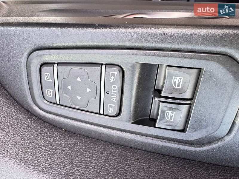 Грузовой фургон Renault Trafic 2022 в Киеве