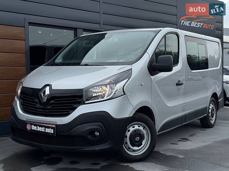 Грузопассажирский фургон Renault Trafic 2018 в Ровно