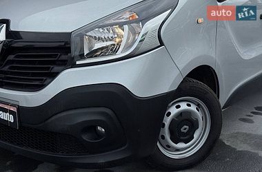 Грузопассажирский фургон Renault Trafic 2018 в Ровно