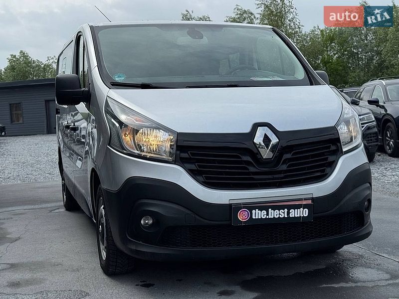 Грузопассажирский фургон Renault Trafic 2018 в Ровно