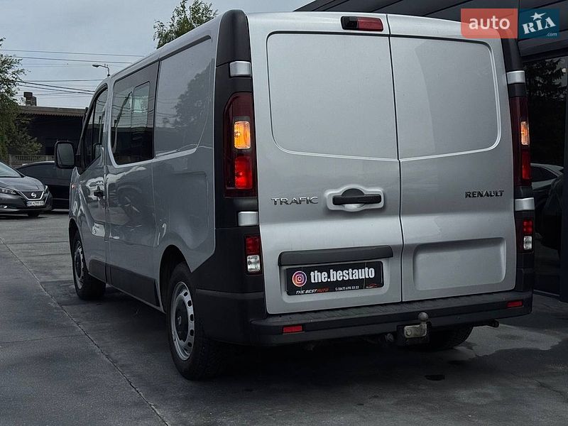 Грузопассажирский фургон Renault Trafic 2018 в Ровно