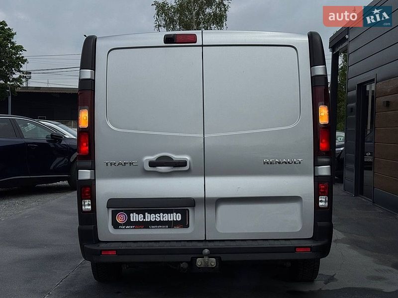 Грузопассажирский фургон Renault Trafic 2018 в Ровно