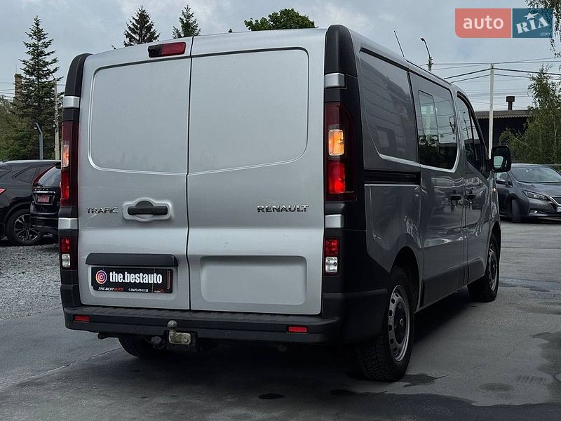 Грузопассажирский фургон Renault Trafic 2018 в Ровно