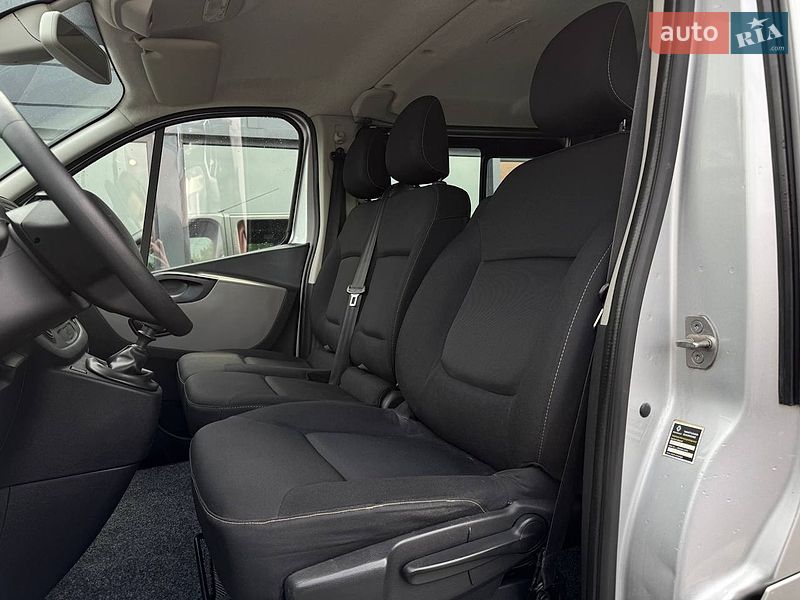 Грузопассажирский фургон Renault Trafic 2018 в Ровно