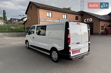 Грузопассажирский фургон Renault Trafic 2017 в Буче