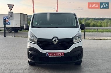 Грузопассажирский фургон Renault Trafic 2017 в Буче