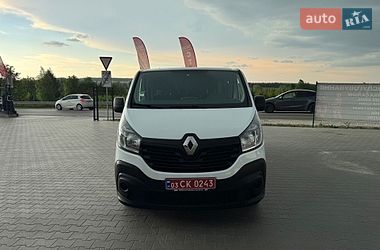 Грузопассажирский фургон Renault Trafic 2017 в Буче