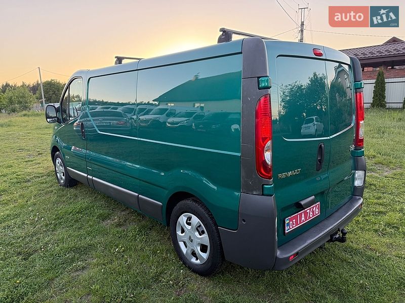 Грузовой фургон Renault Trafic 2012 в Житомире
