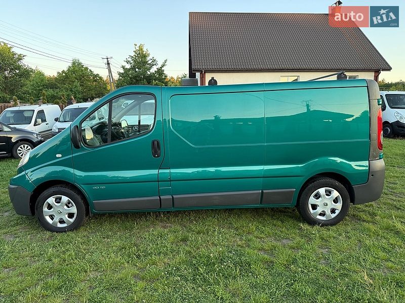 Грузовой фургон Renault Trafic 2012 в Житомире