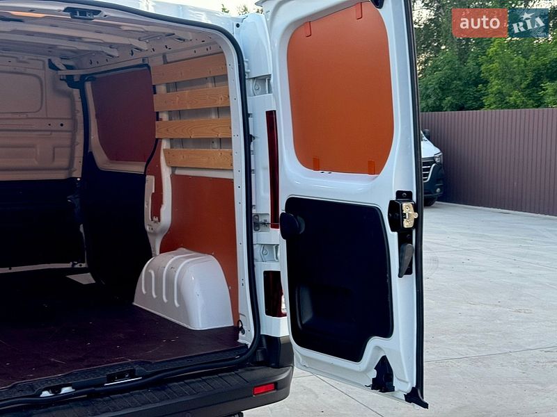 Грузовой фургон Renault Trafic 2024 в Дубно