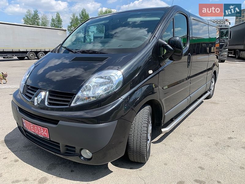 Грузовой фургон Renault Trafic 2013 в Бродах