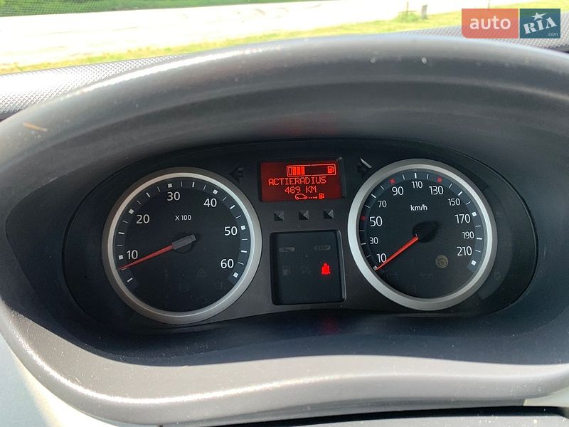 Грузовой фургон Renault Trafic 2013 в Бродах
