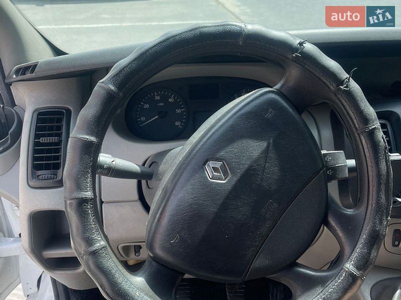 Грузовой фургон Renault Trafic 2006 в Львове фото 8 Грузовой фургон Renault Trafic 2006 в Львове
