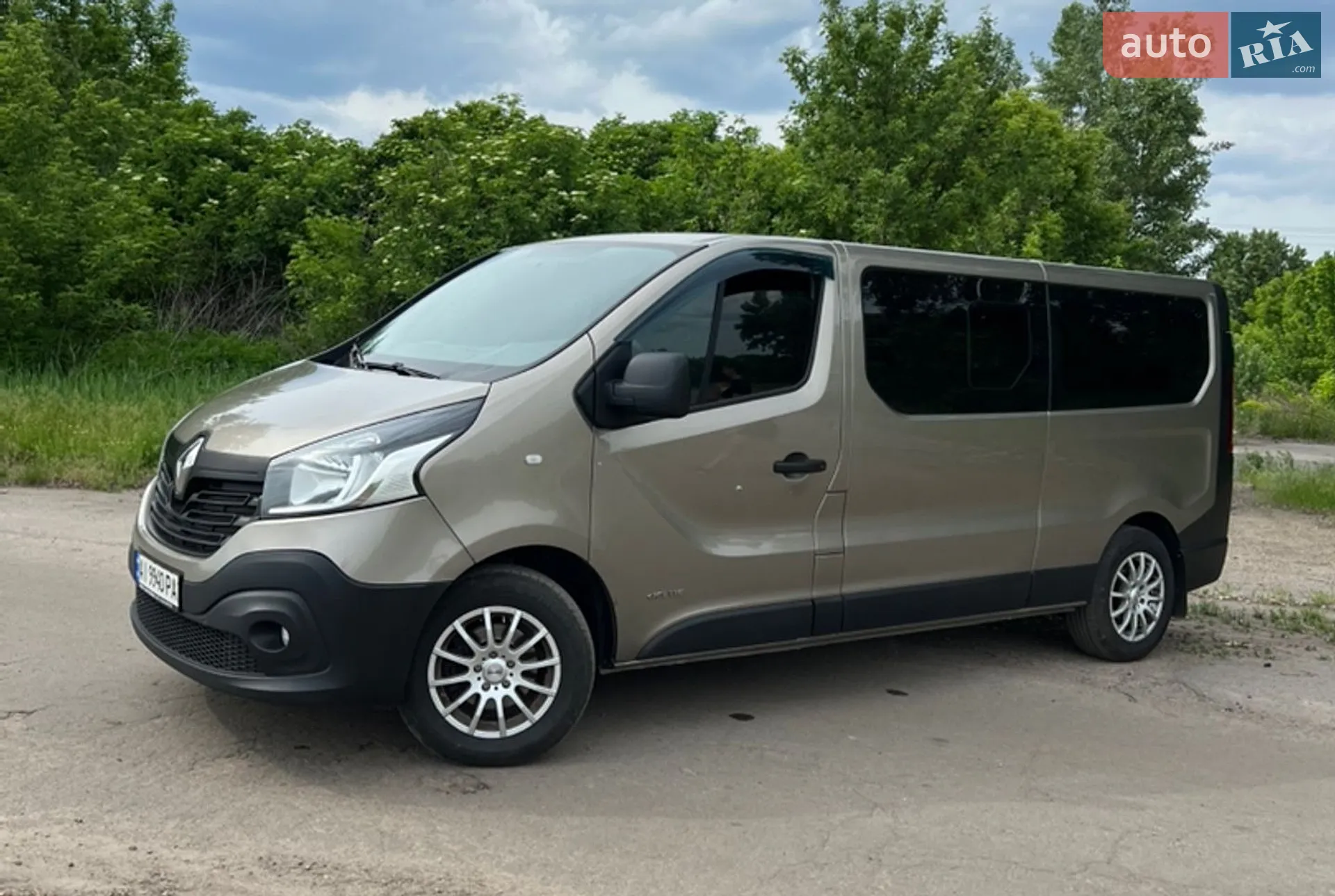 2015 Renault Trafic - фото 1