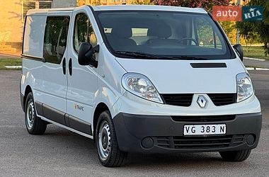 Вантажний фургон Renault Trafic 2014 в Рівному