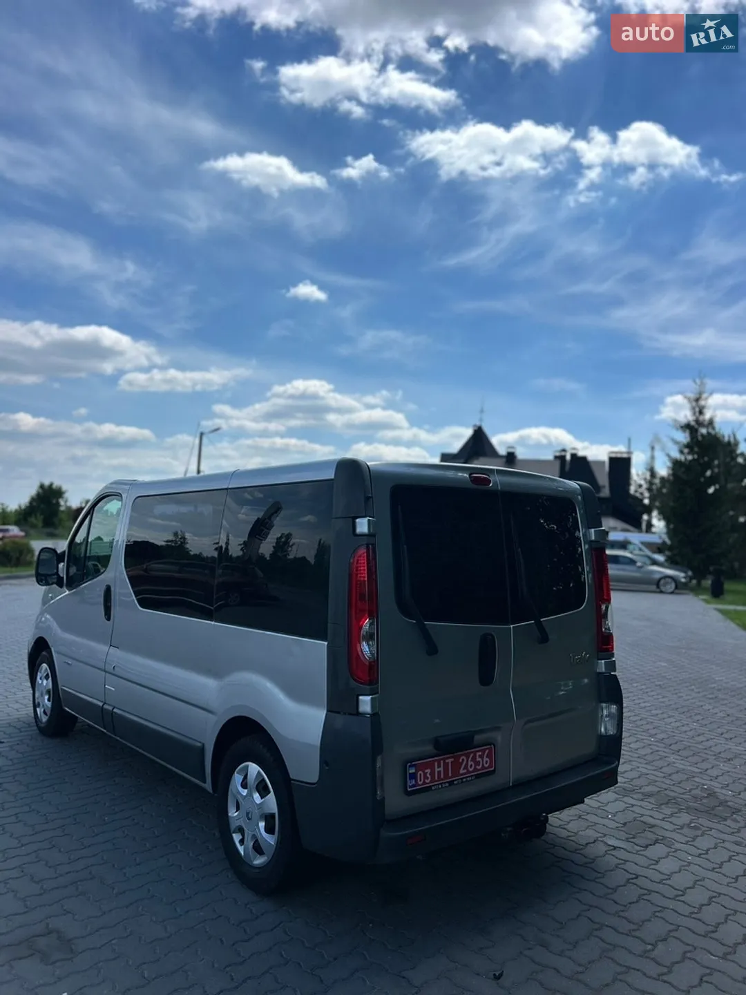 2011 Renault Trafic - мініатюра 12