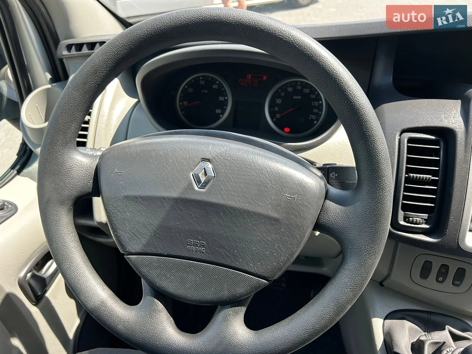 2011 Renault Trafic - мініатюра 52