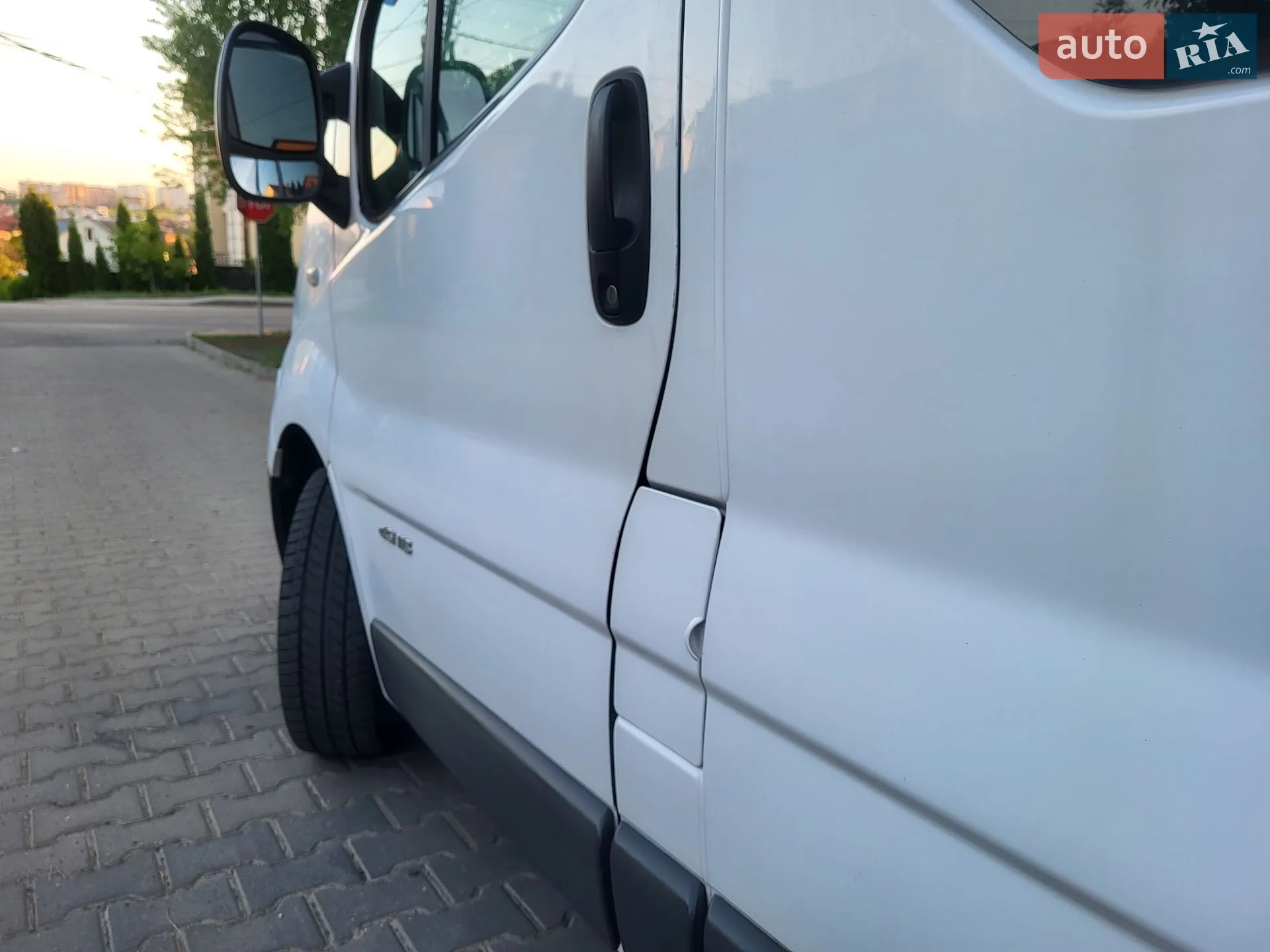 2011 Renault Trafic - мініатюра 27