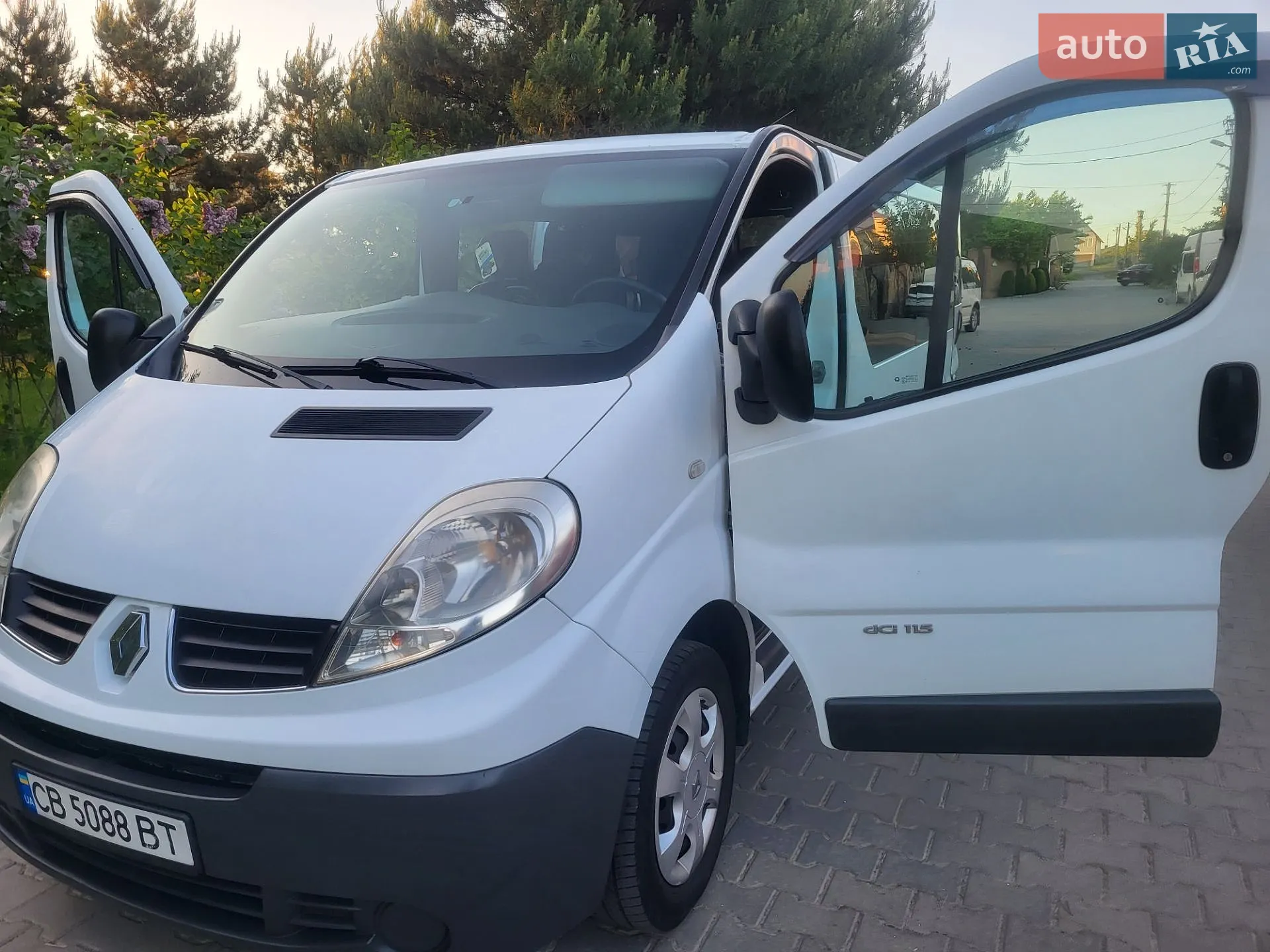 2011 Renault Trafic - мініатюра 64