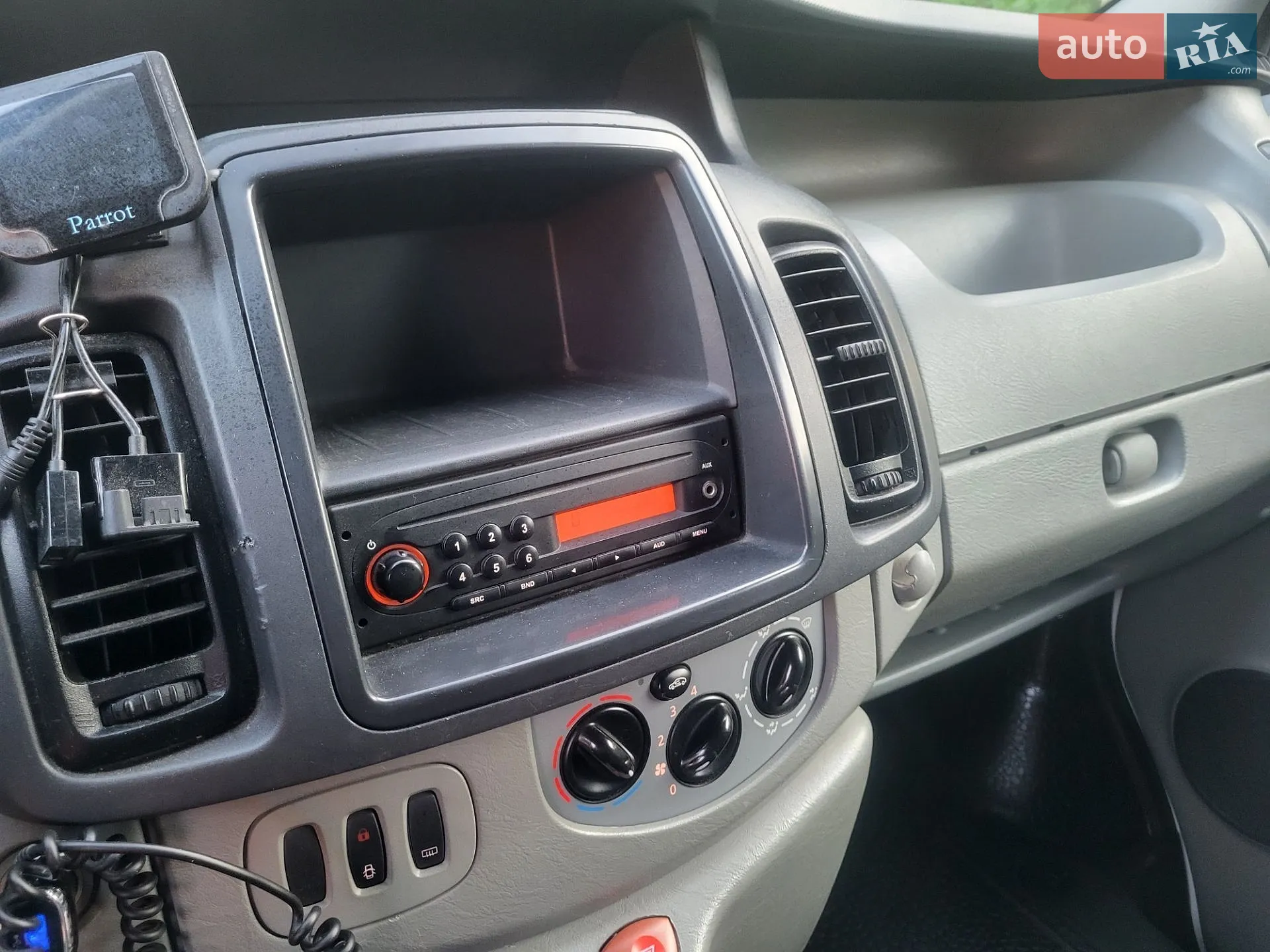 2011 Renault Trafic - мініатюра 15