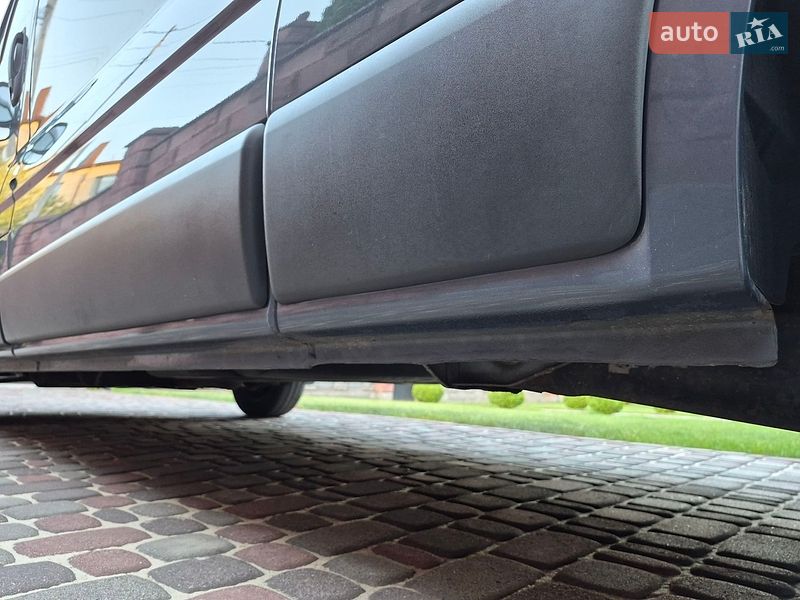 Мінівен Renault Trafic 2013 в Рівному